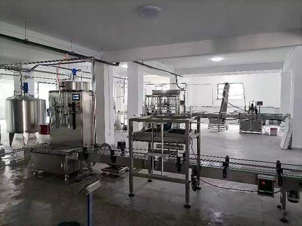 液体肥桶装生产设备制造商 400-600桶/时液态肥加工设备